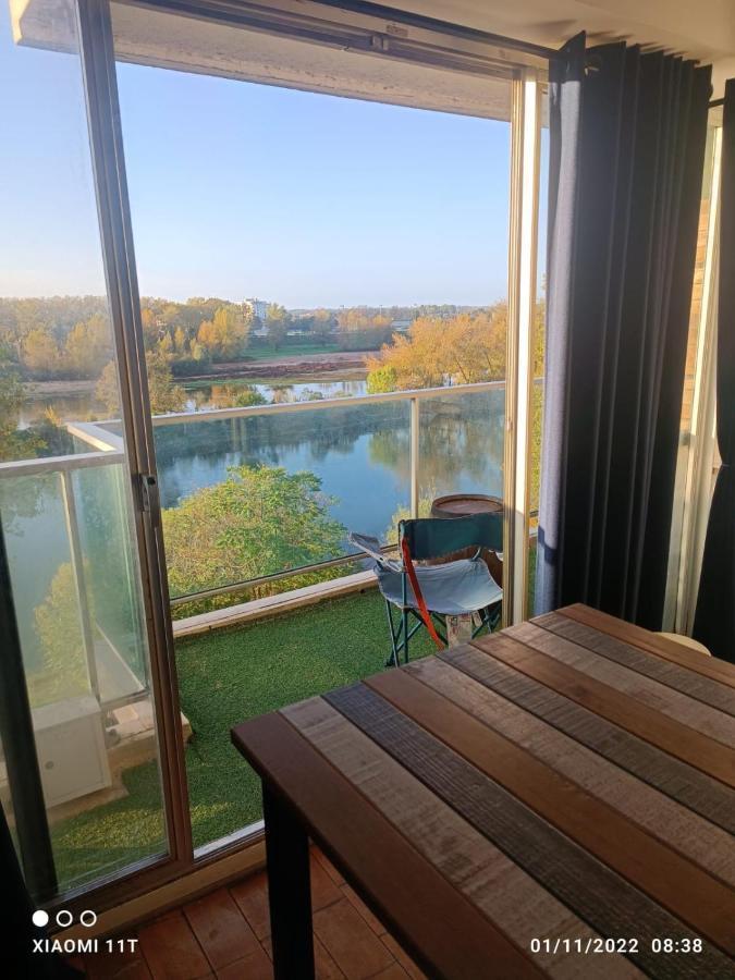 Petit cocon vue sur la Loire avec Place de Parking offerte Orléans Extérieur photo